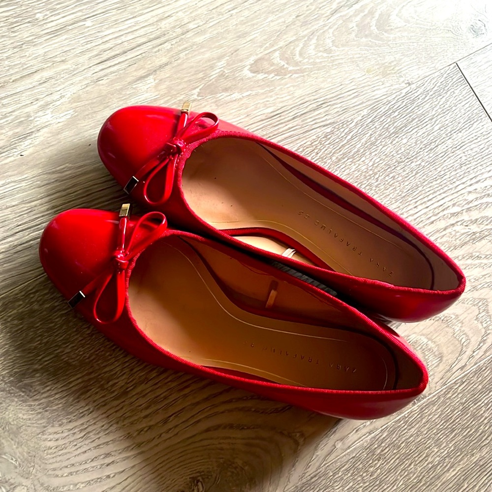 {ZARA}Red patent leather ballet shoes EU size 35/CH 225 - Picture 2 of 6